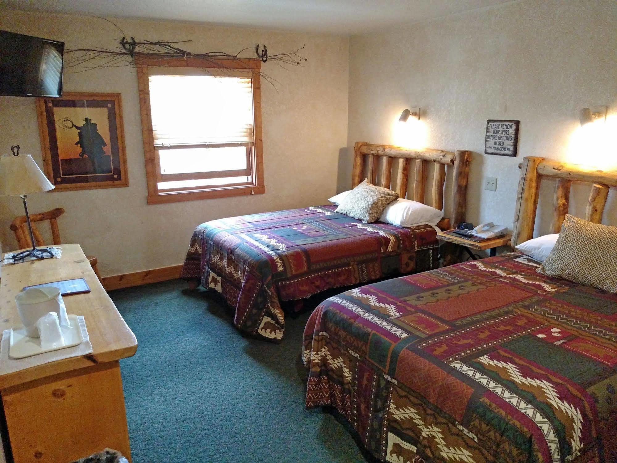 Old Corral Hotel Centennial المظهر الخارجي الصورة